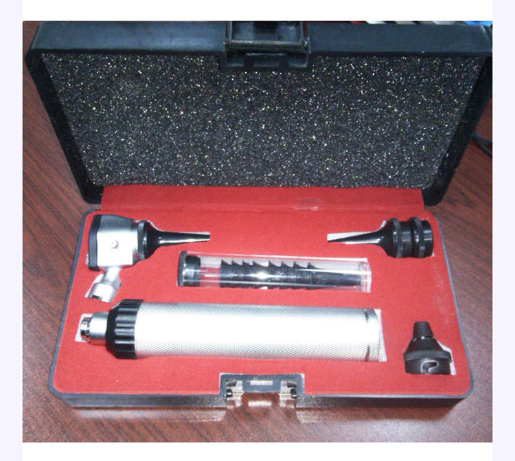 Otoscope W/Disposable specula set W/2 Bulbs, AS-1002